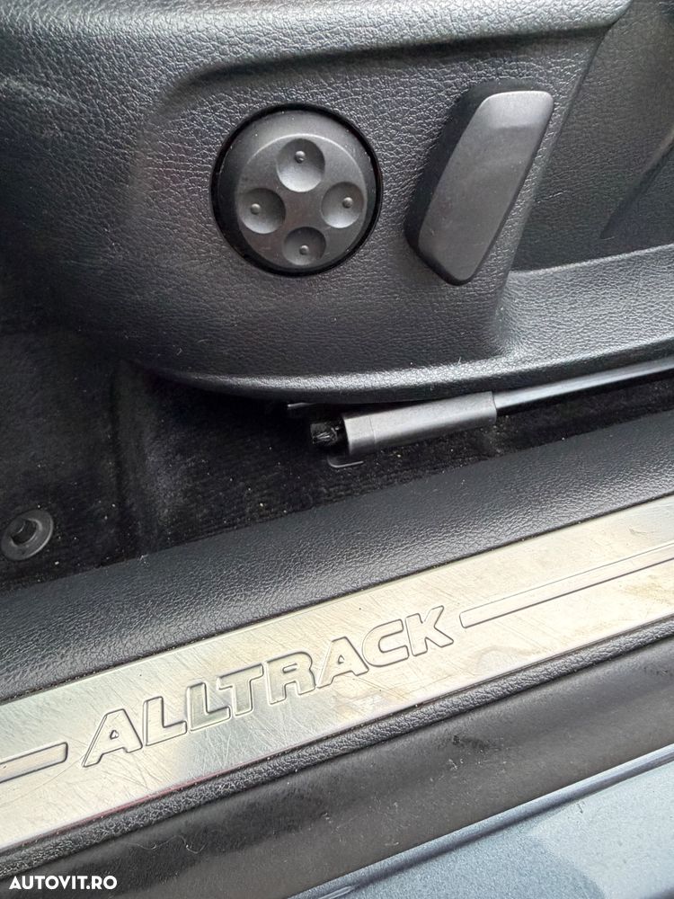 Volkswagen Passat 2.0 TDI BlueMotion Technology Highline - 30