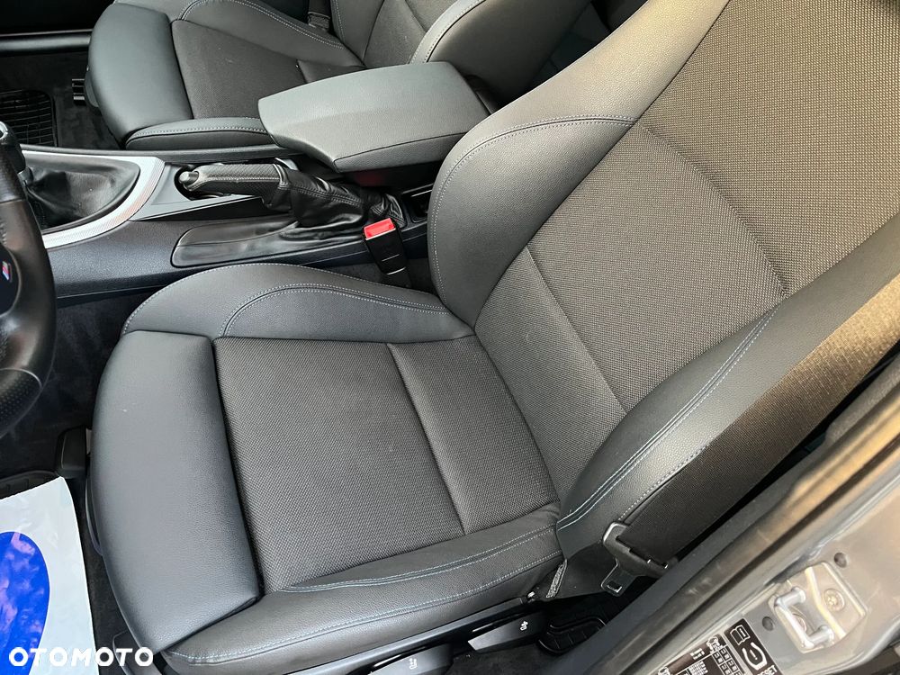 BMW Seria 1 118i - 21