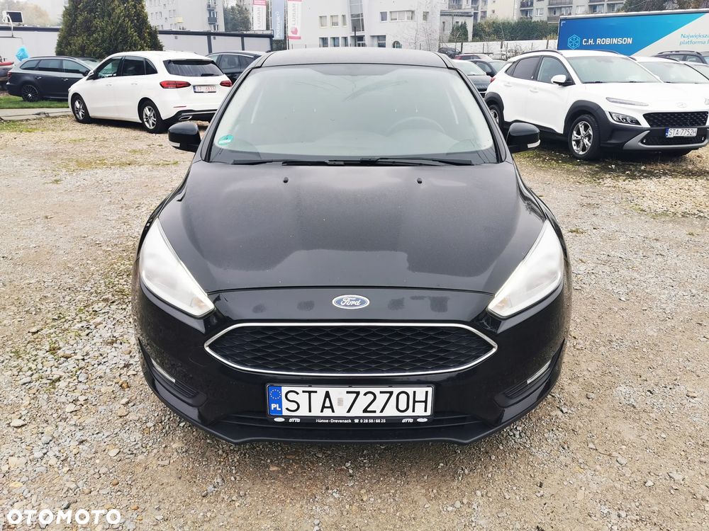 Ford Focus 1.0 EcoBoost Titanium - 4