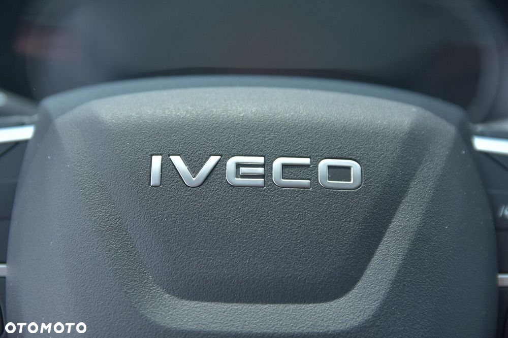 Iveco Daily 35S18HA8V Furgon 180KM Automat - 15