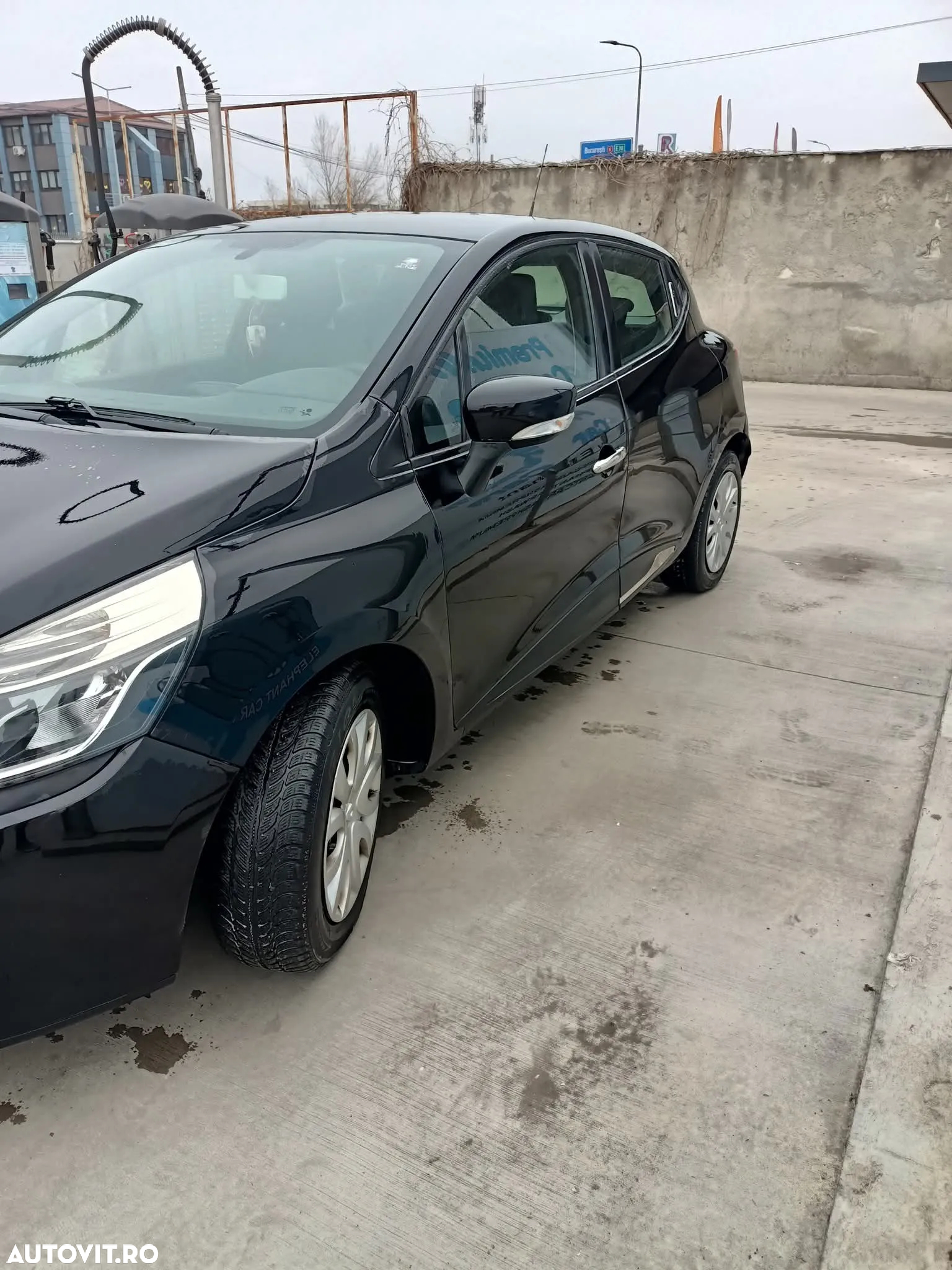Renault Clio - 2