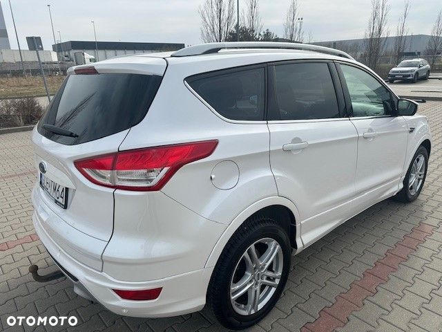 Ford Kuga 2.0 TDCi 4x2 Titanium - 2