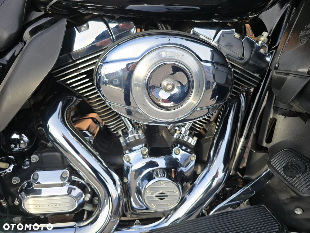 Harley-Davidson Touring Ultra Limited - 16