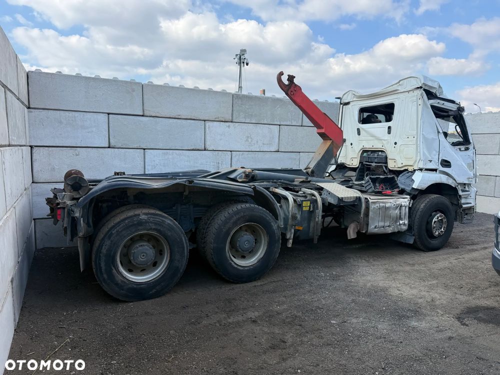 Mercedes-Benz Arocs 2640 - 3