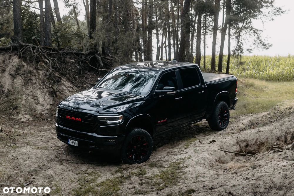 RAM 1500 Crew Cab Shortbed Limited - 1