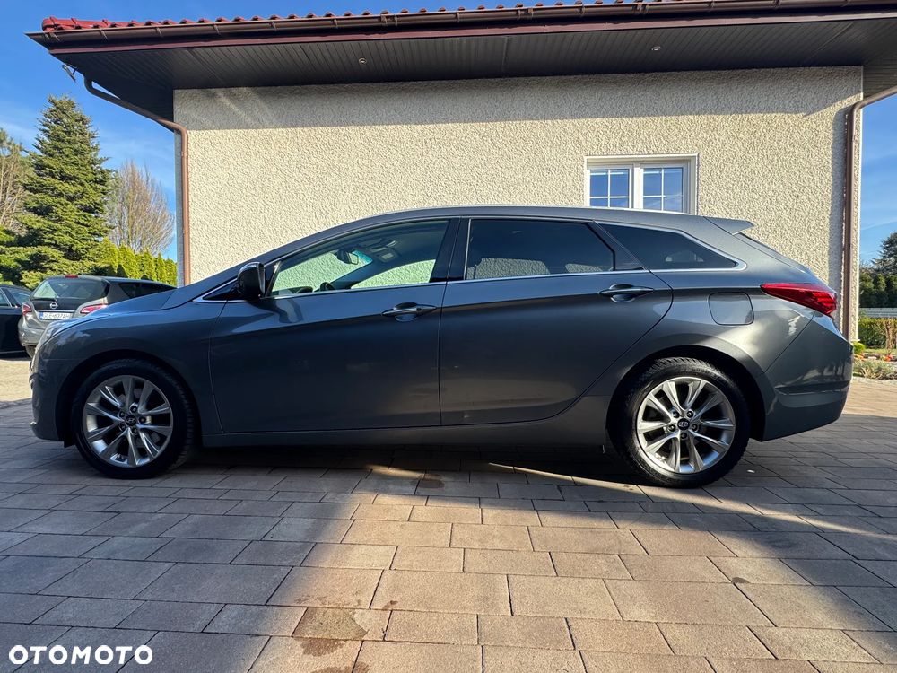 Hyundai i40 i40cw 1.7 CRDi Automatik Fifa World Cup Edition - 2