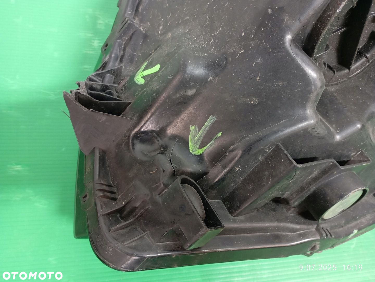 LAMPA PRZÓD PRZEDNIA PRAWA VW T6 MULTIVAN 7E1941036 uszkodzona - 4