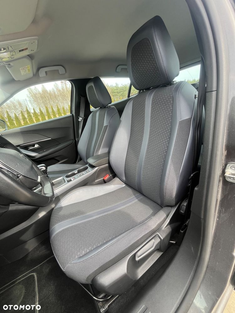 Peugeot 2008 BlueHDi 110 Allure - 13