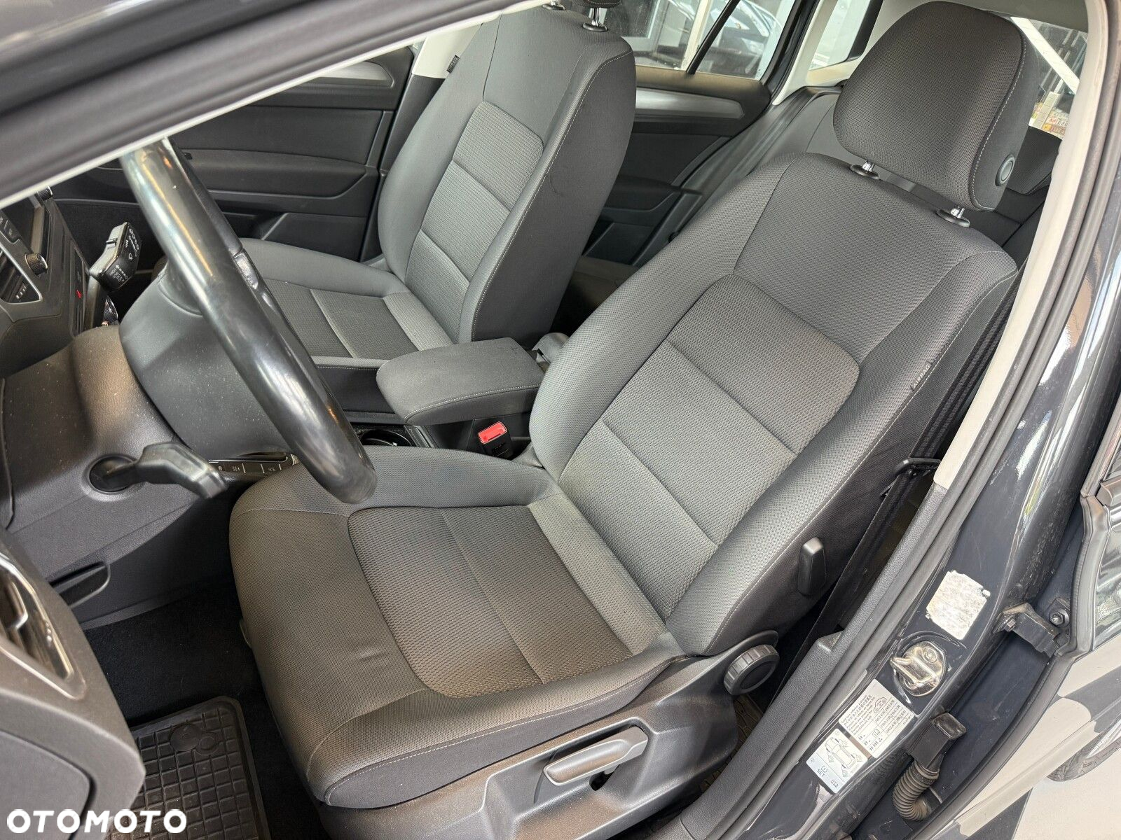 Volkswagen Golf Sportsvan - 21