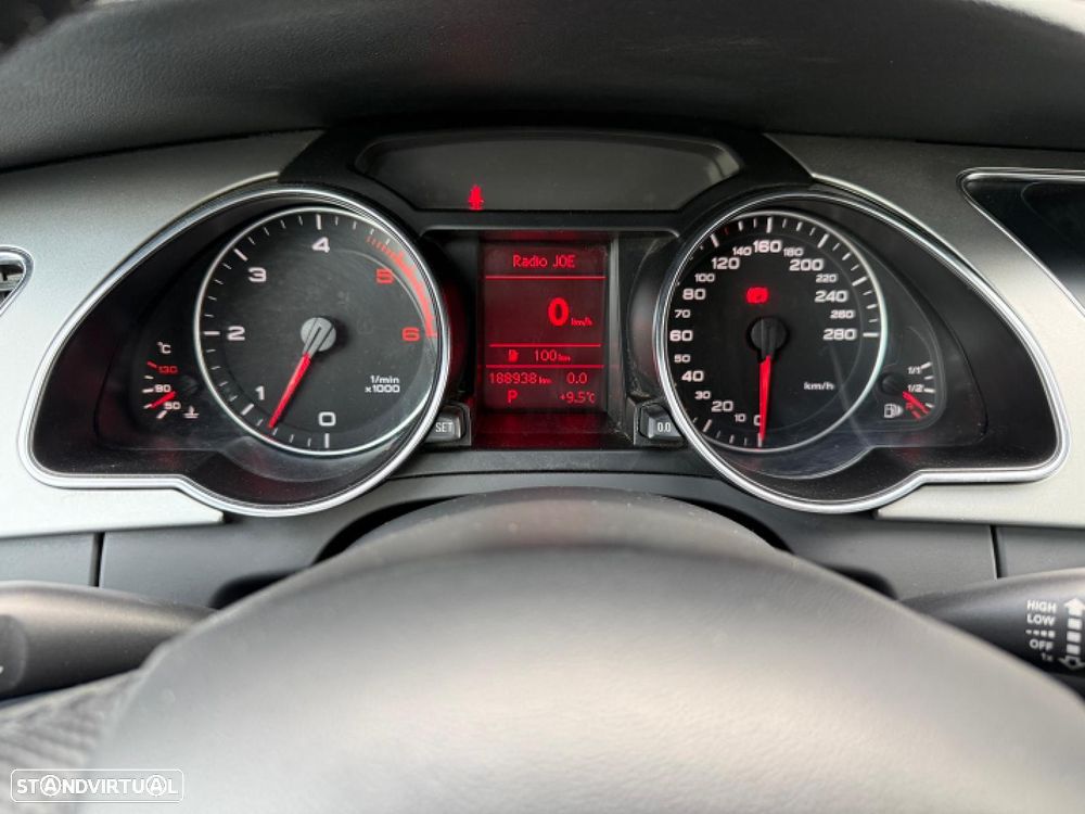 Audi A5 Cabrio 2.7 TDi S-line Multitronic - 8