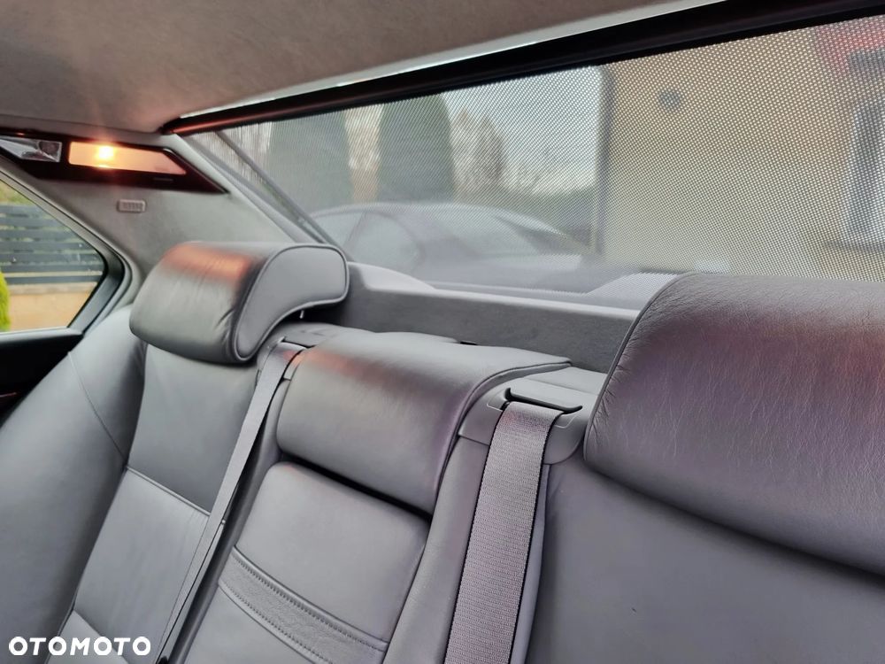 BMW Seria 7 750i - 9