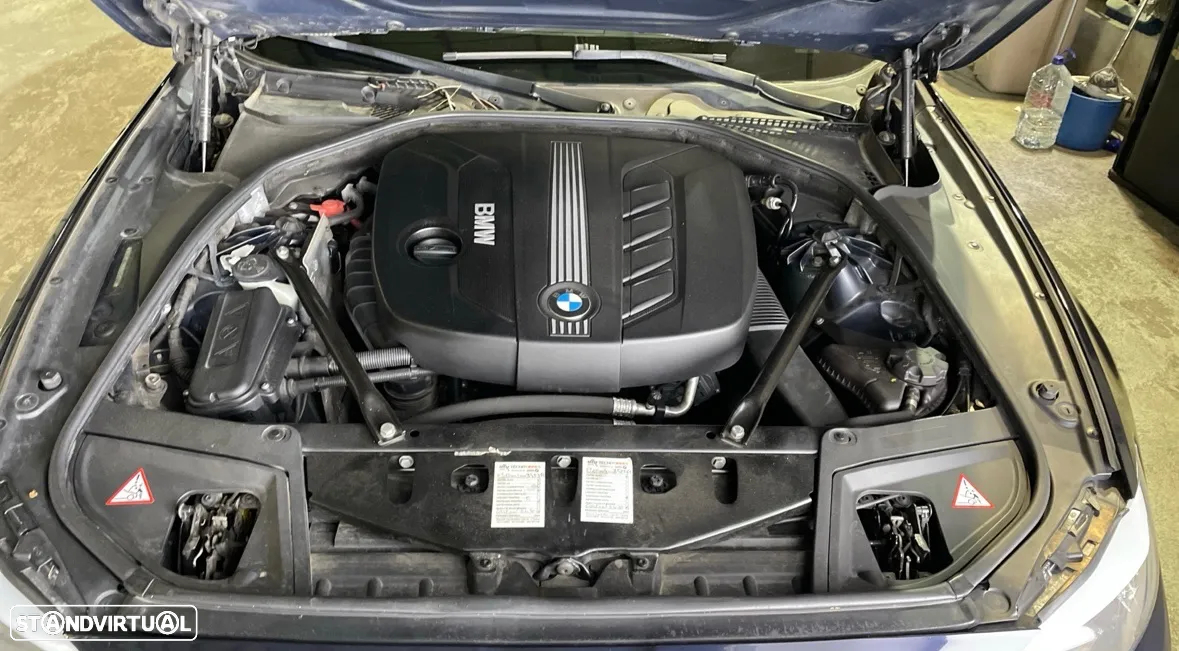 BMW 520 d Exclusive Auto 129g - 18