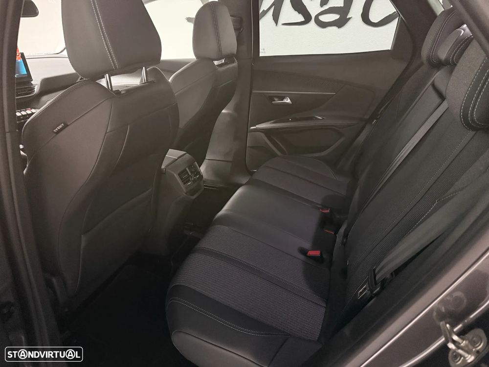 Peugeot 3008 PureTech 130 Stop & Start GPF EAT8 Allure - 27