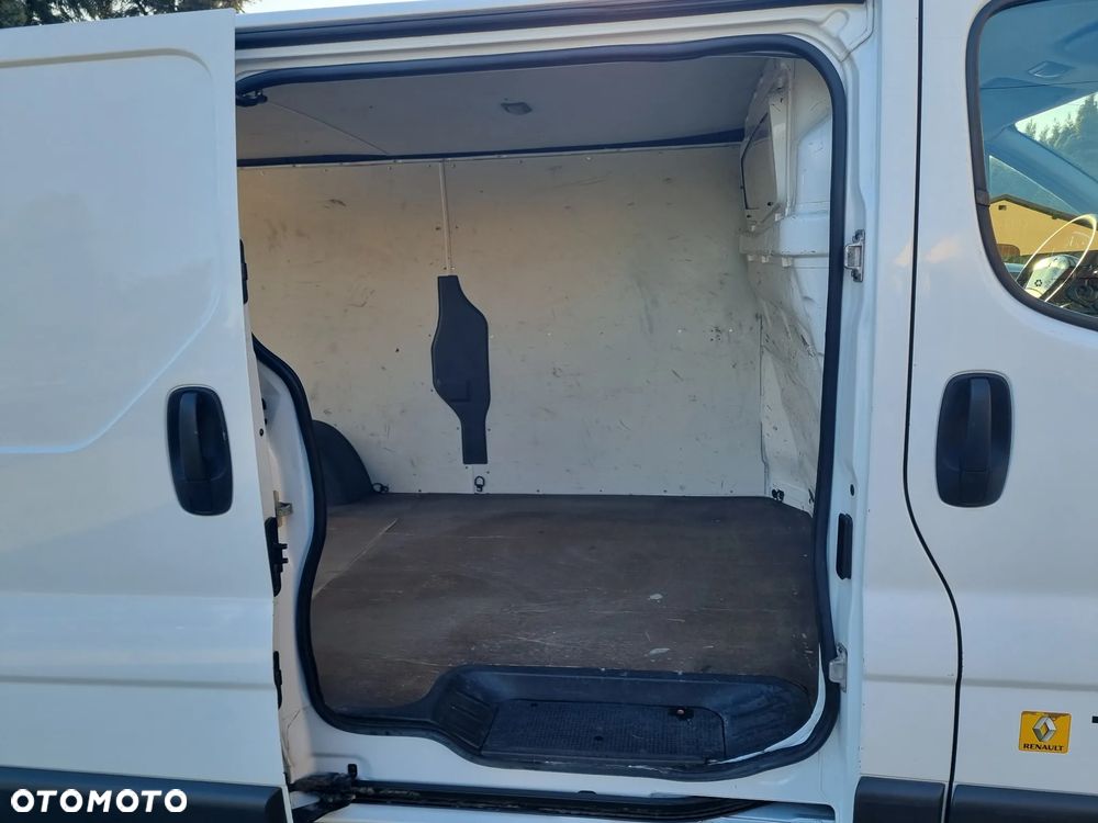Renault TRAFIC L2H1 - 11