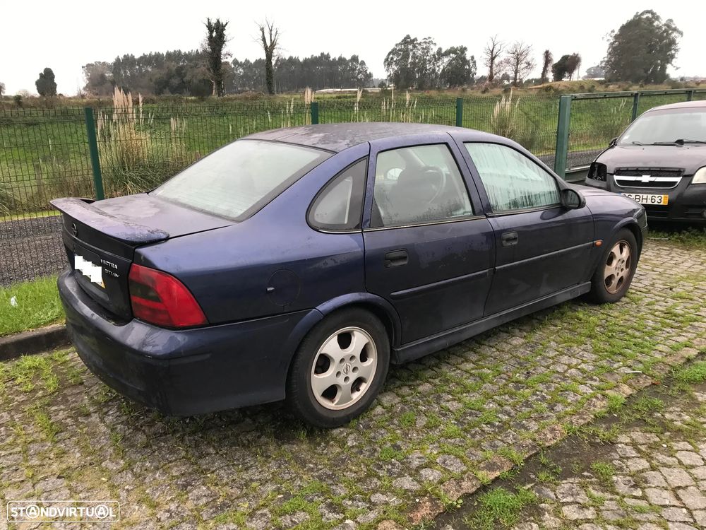 Opel Vectra B 2.0 DTi 16V 4P 1999 - Para Peças - 6