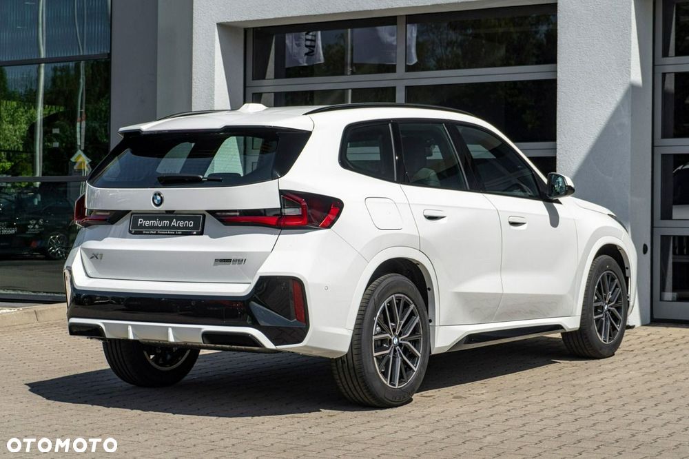 BMW X1 - 11
