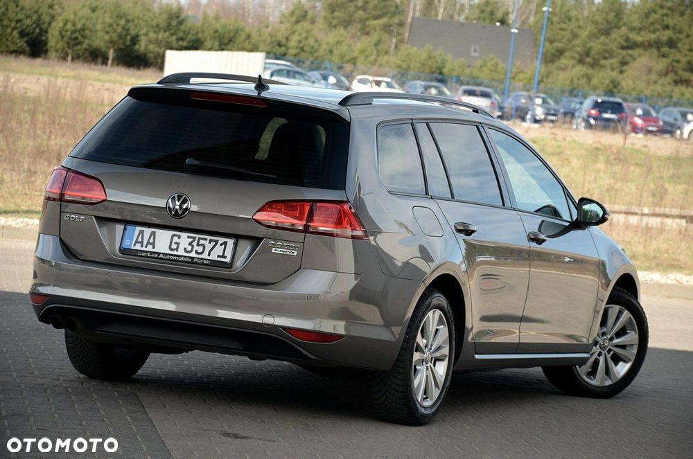Volkswagen Golf - 9