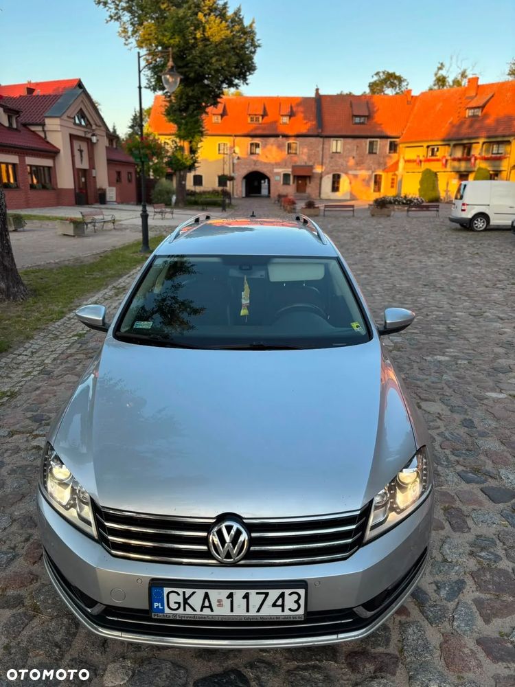 Volkswagen Passat 2.0 TDI Highline - 8