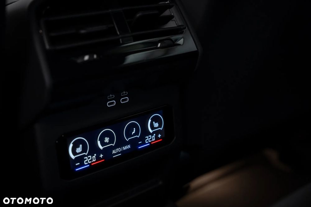 BMW Seria 5 520d xDrive mHEV M Sport - 30