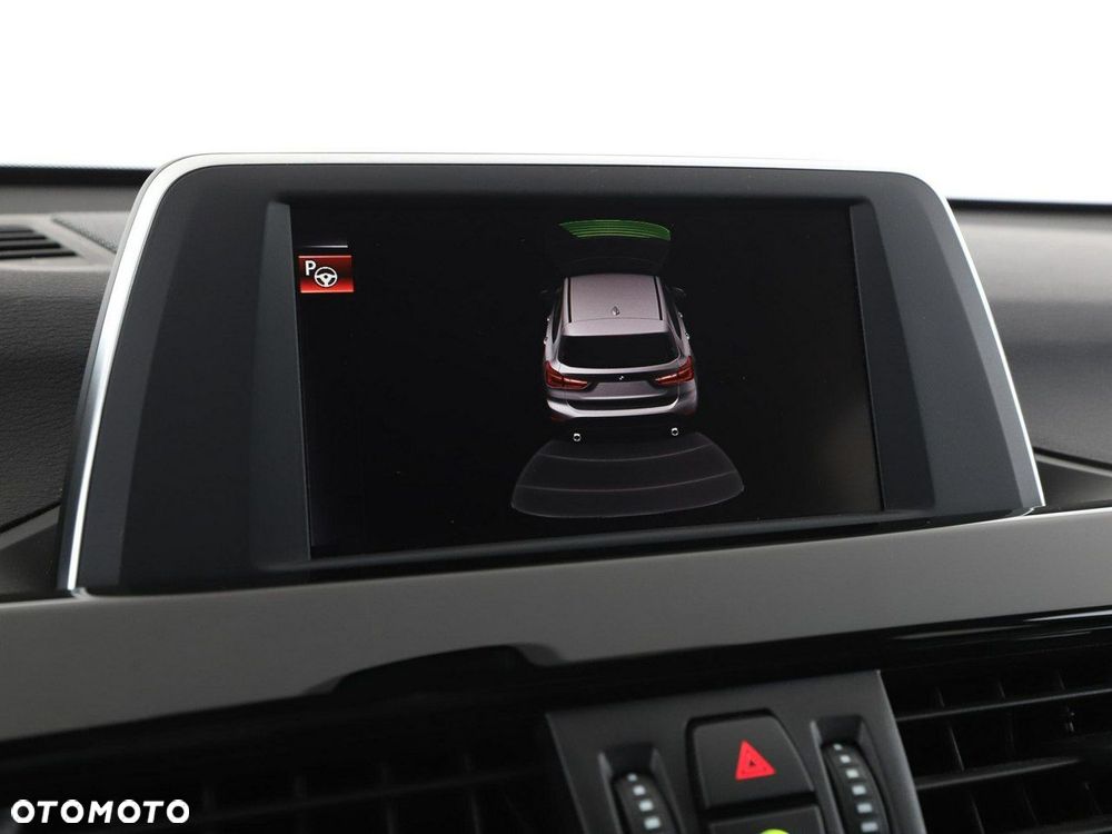 BMW X1 xDrive20d xLine - 24