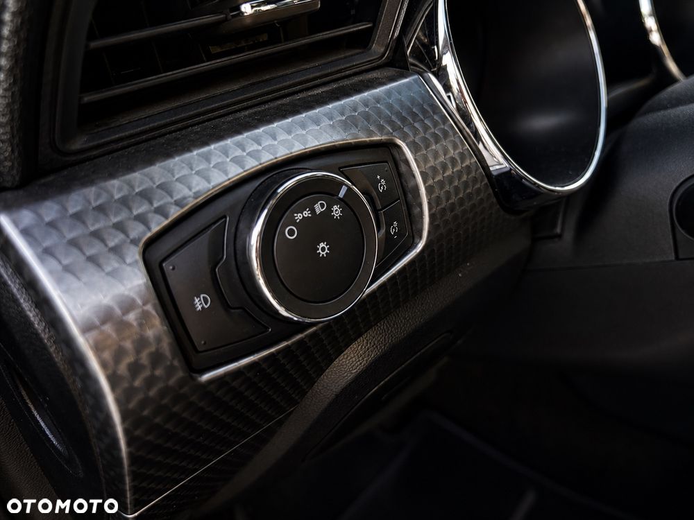 Ford Mustang - 26