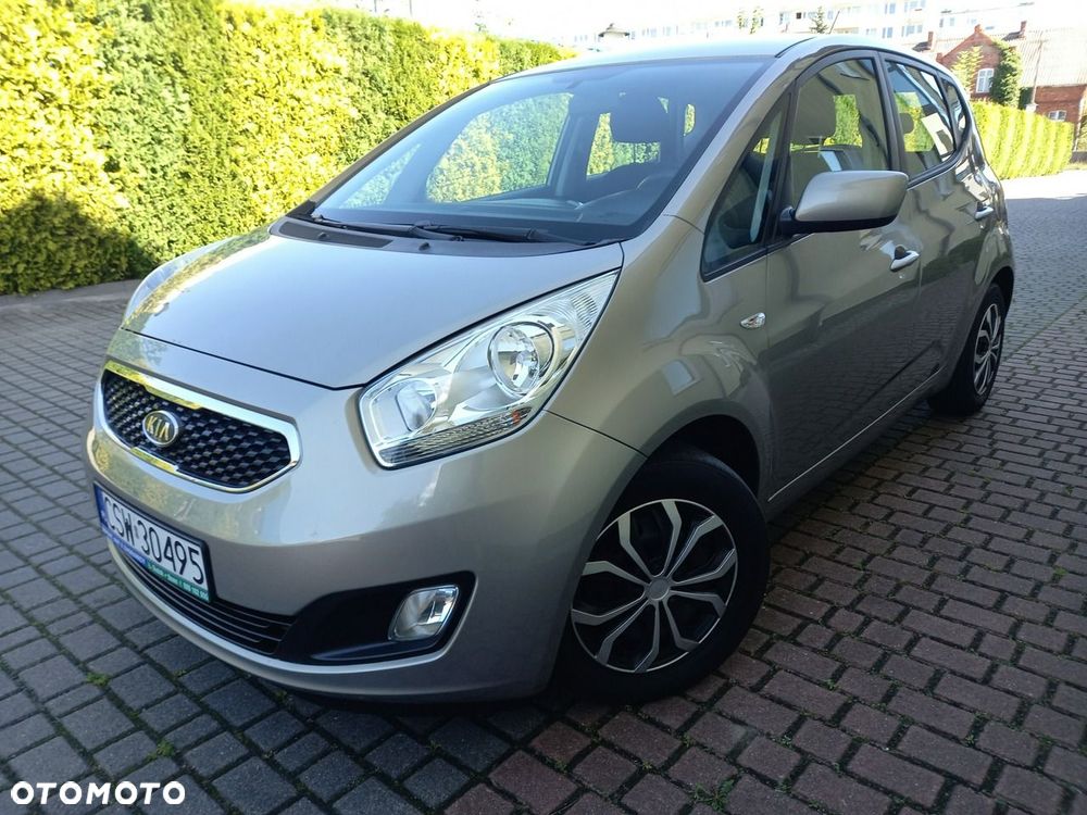 Kia Venga 2012 photo 3