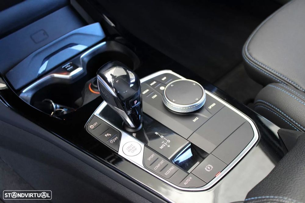 BMW 118 i Pack Desportivo M Auto - 19