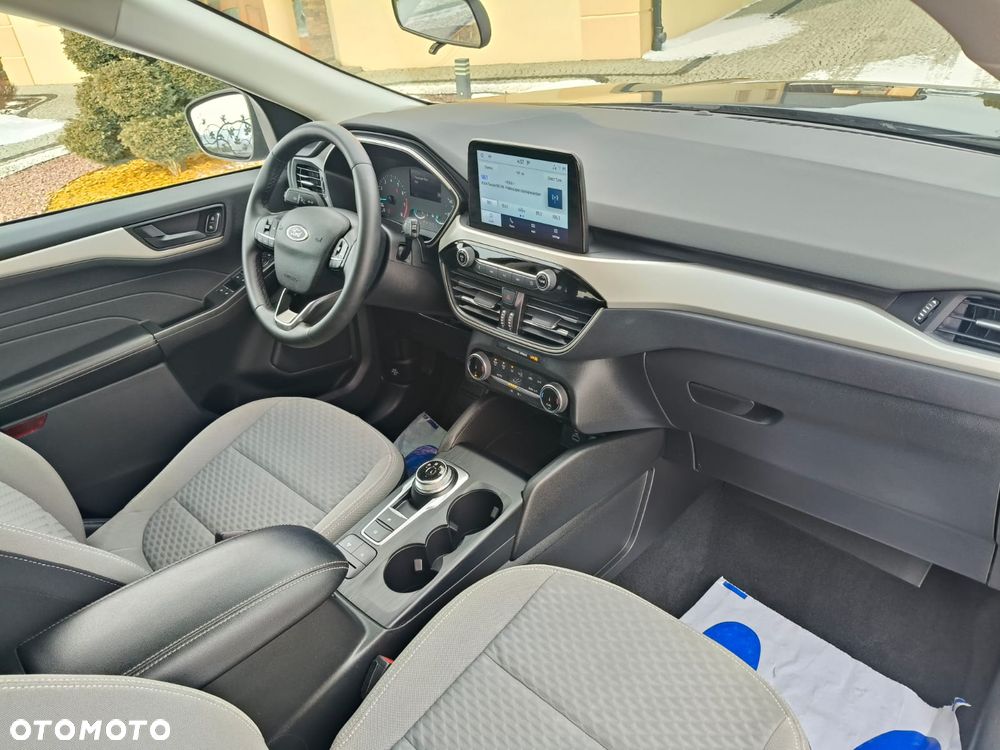 Ford Kuga 1.5 EcoBoost ST-LINE - 17