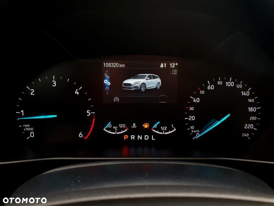 Ford Focus - 13