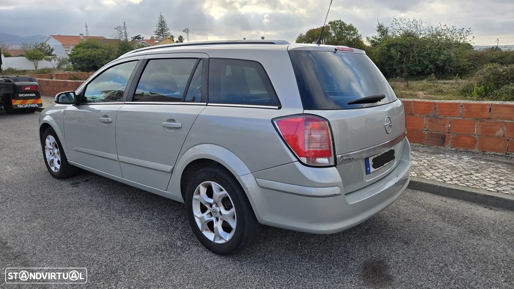 Opel Astra 1.3 CDTI Cosmo - 2
