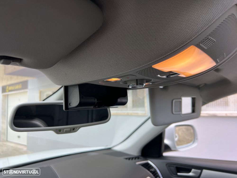 Audi Q5 2.0 TDI quattro S-line S-tronic - 42