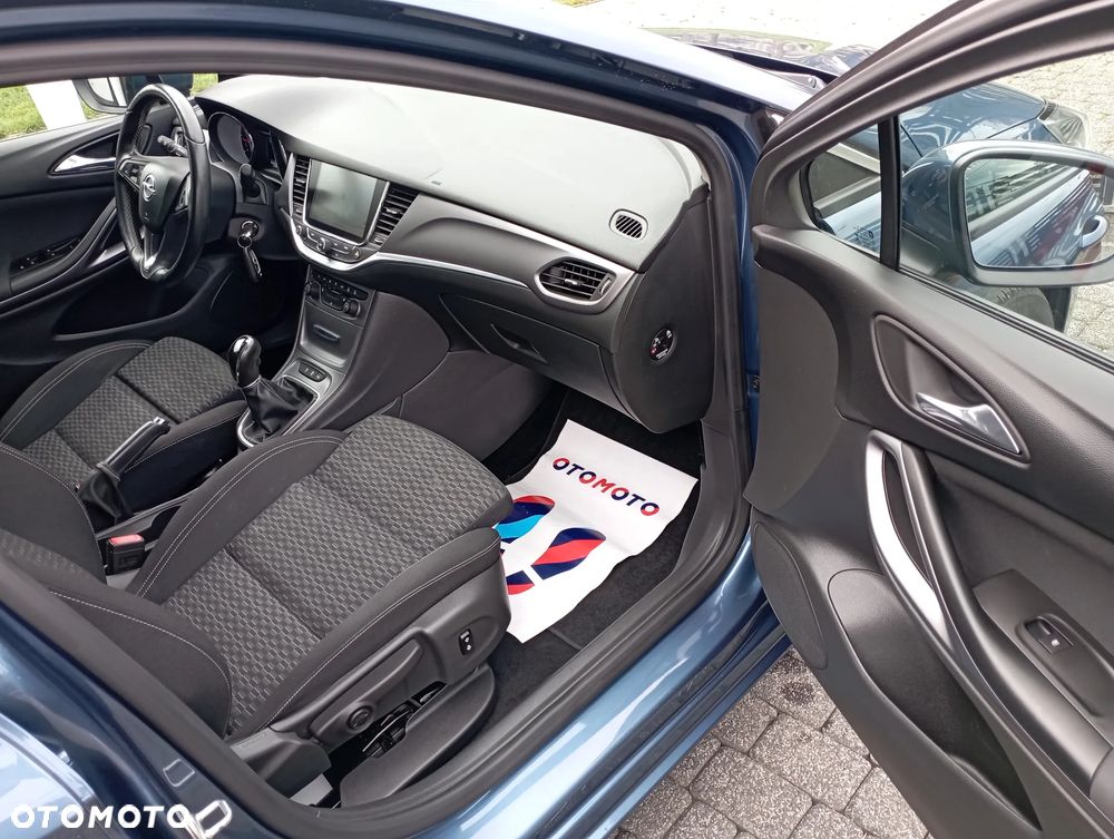 Opel Astra - 11