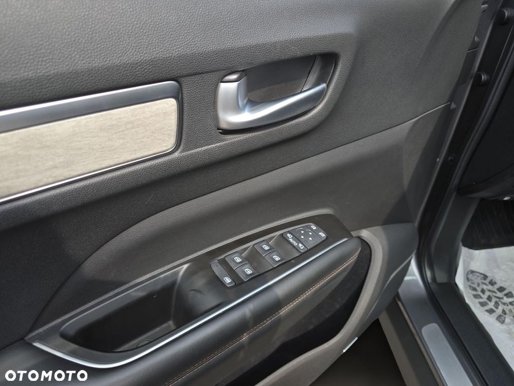 Renault Koleos 2.0 Blue dCi Initiale Paris 4x4 X-Tronic - 10