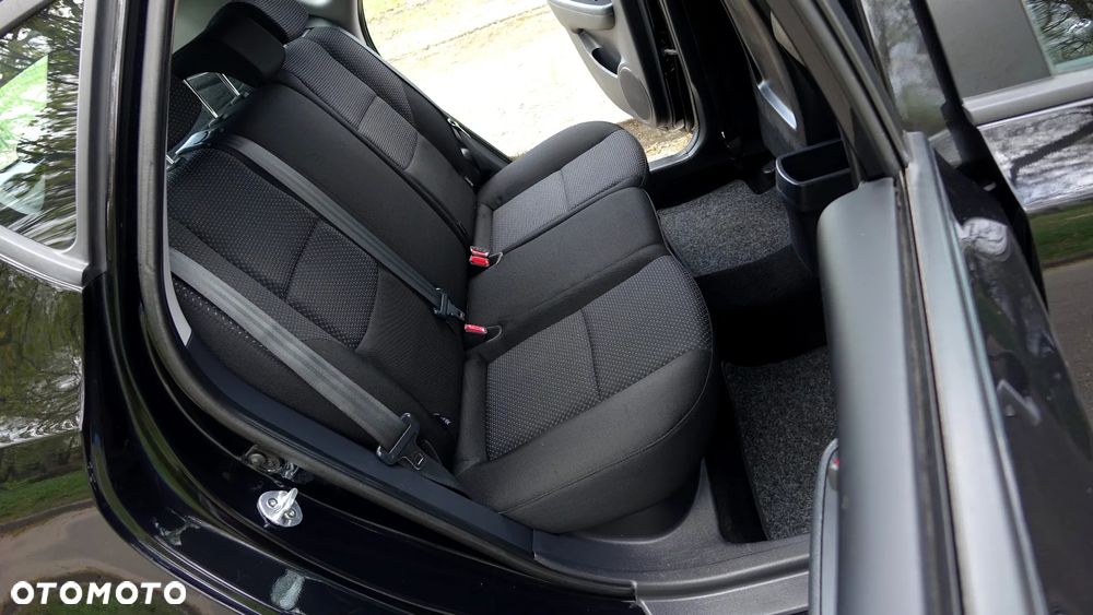 Hyundai i30 i30cw 1.4 UEFA EURO 2012 Edition - 13