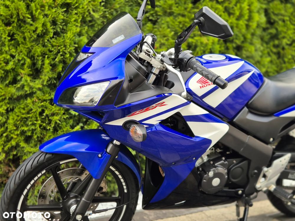 Honda CBR - 13