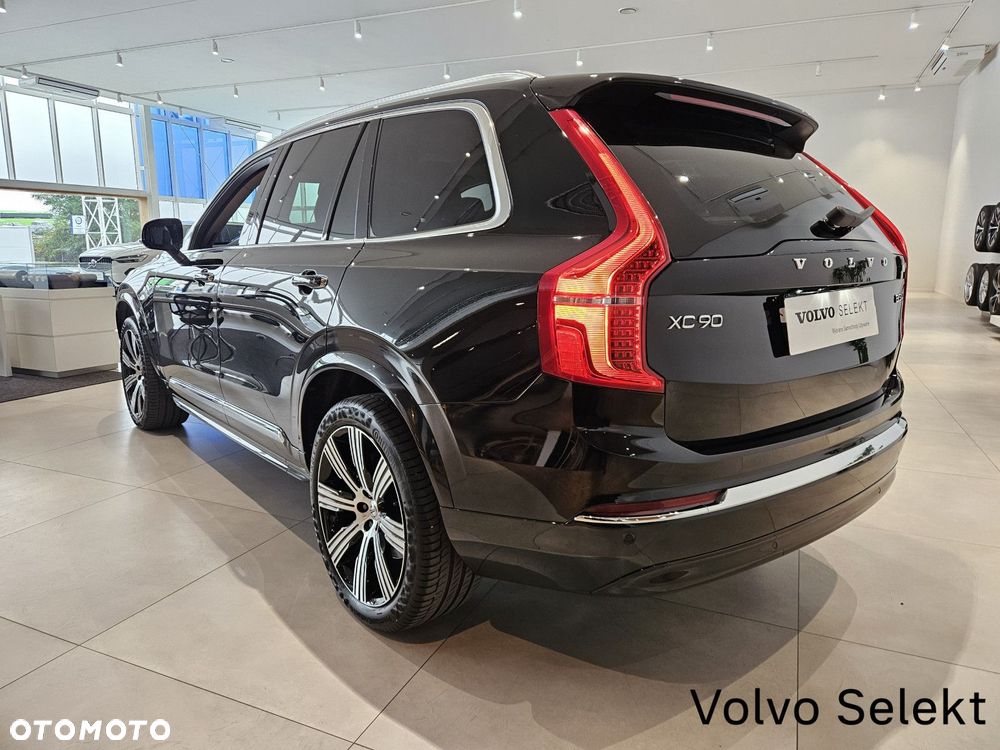 Volvo XC 90 - 9
