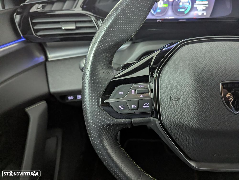 Peugeot 308 1.6 Hybrid GT e-EAT8 - 17
