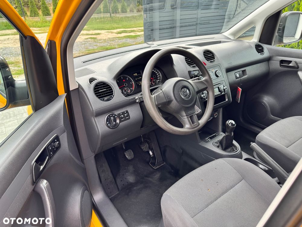 Volkswagen Caddy - 17