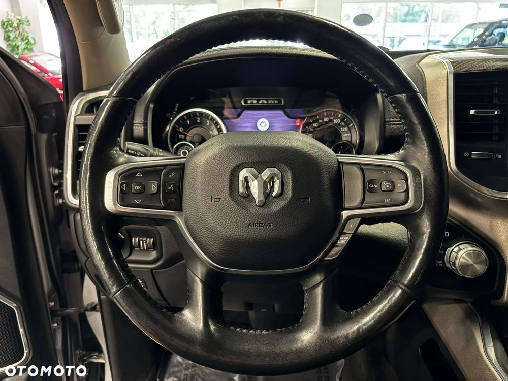 Dodge RAM 5.7 4x4 - 30