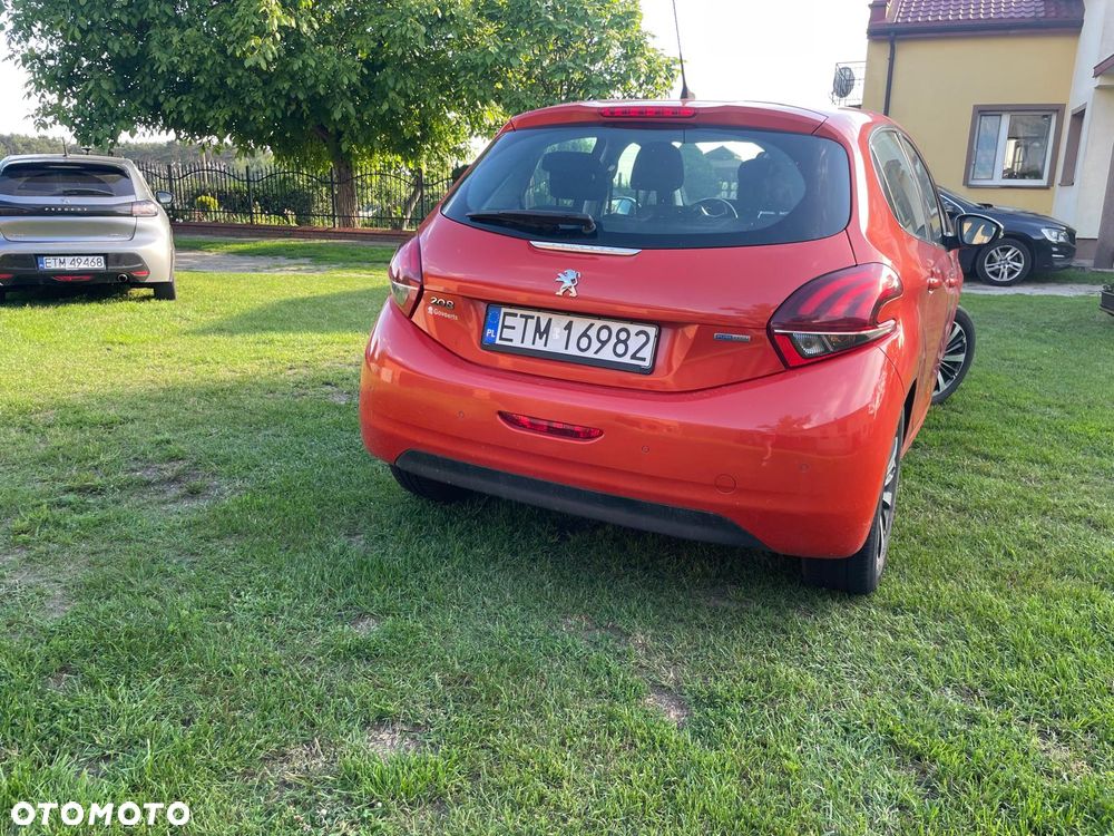 Peugeot 208 1.2 PureTech Allure S&S - 4