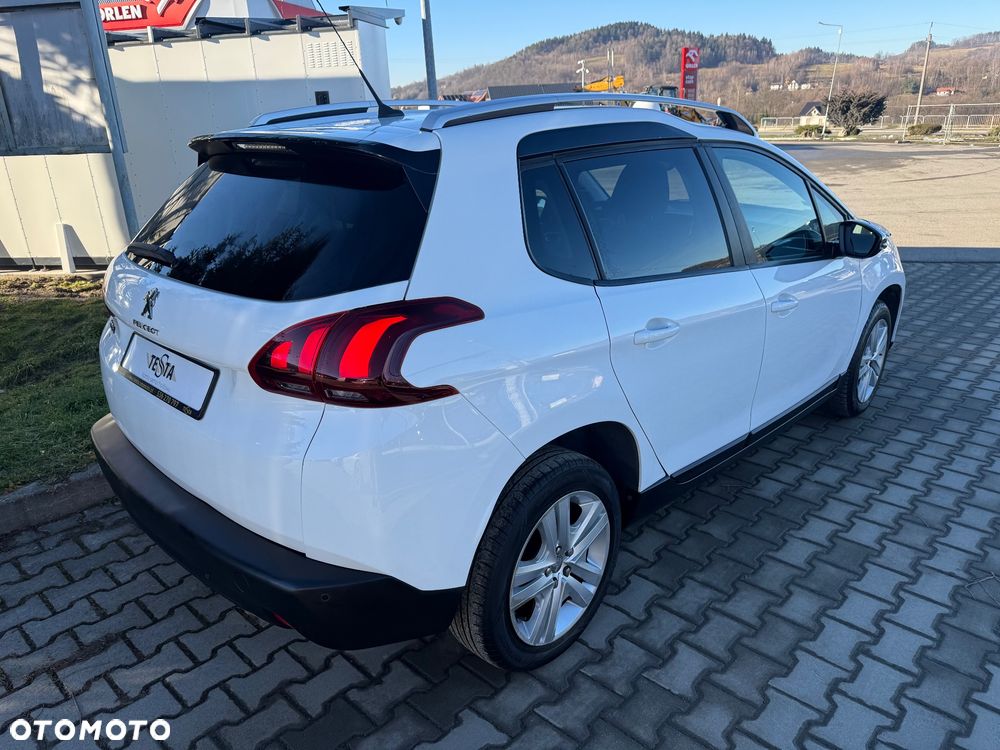 Peugeot 2008 1.6 BlueHDi Style - 4