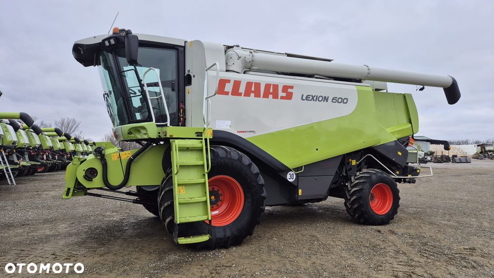 Claas Lexion 600 z hederem - 5