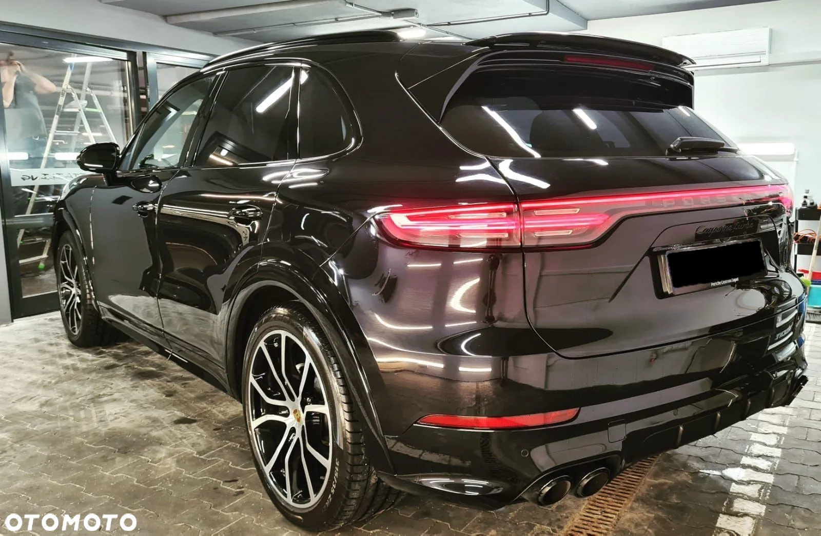 Porsche Cayenne Turbo - 8