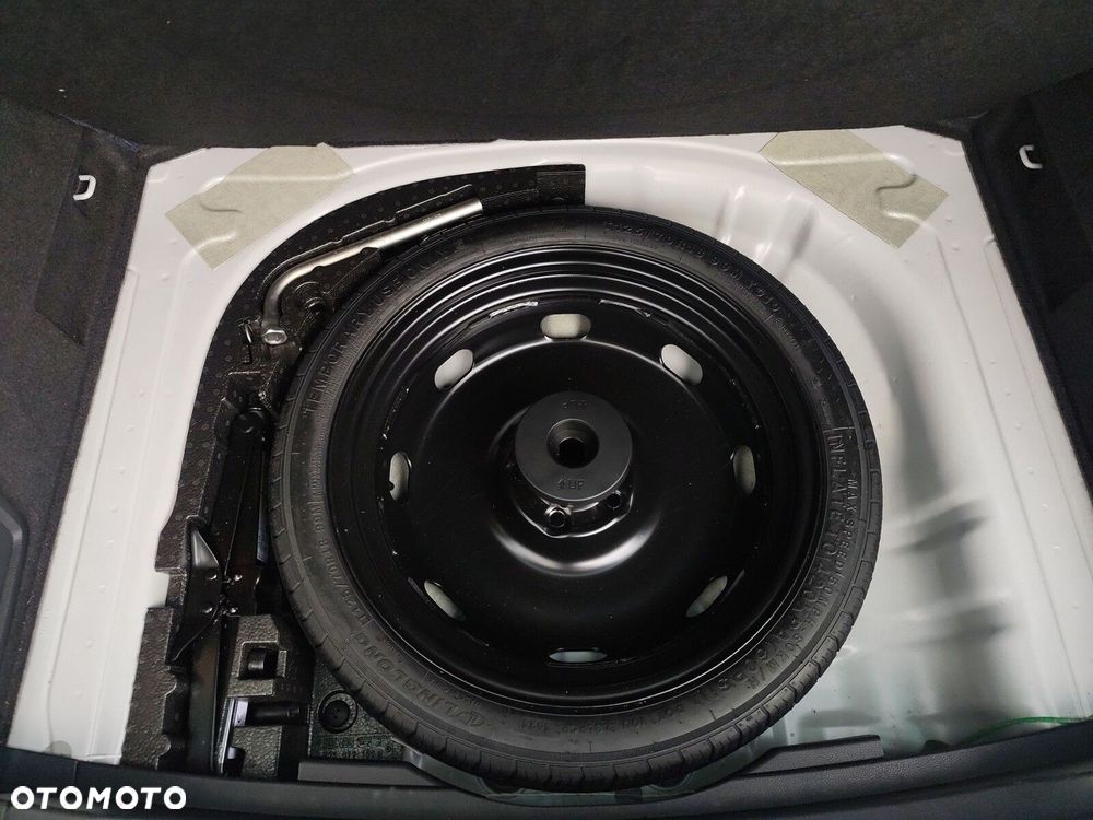 Skoda Karoq 1.5 TSI ACT Selection DSG - 30