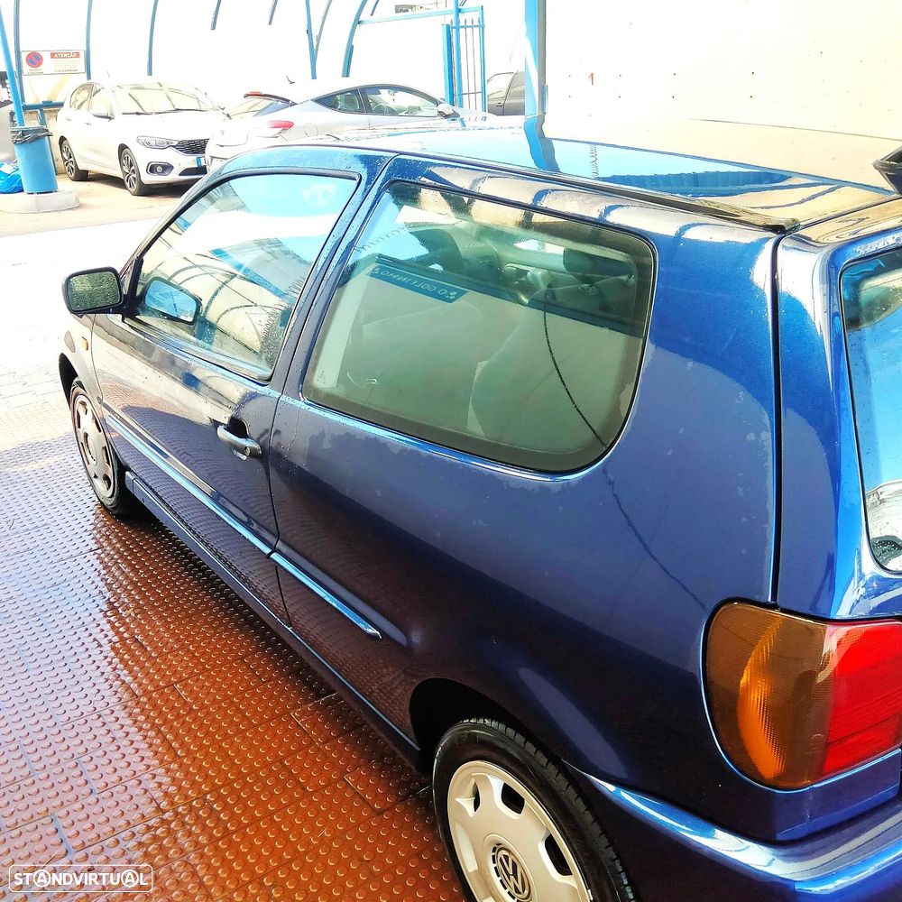 Volkswagen Polo 1.0 Confortline — fotografia 7