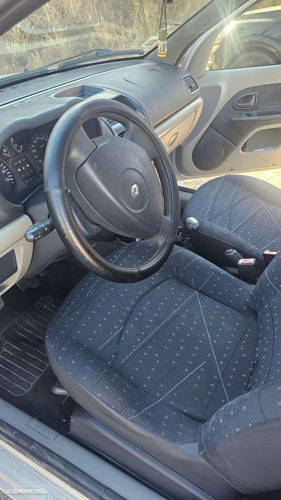 Renault Clio 1.5 dCi Expression - 3