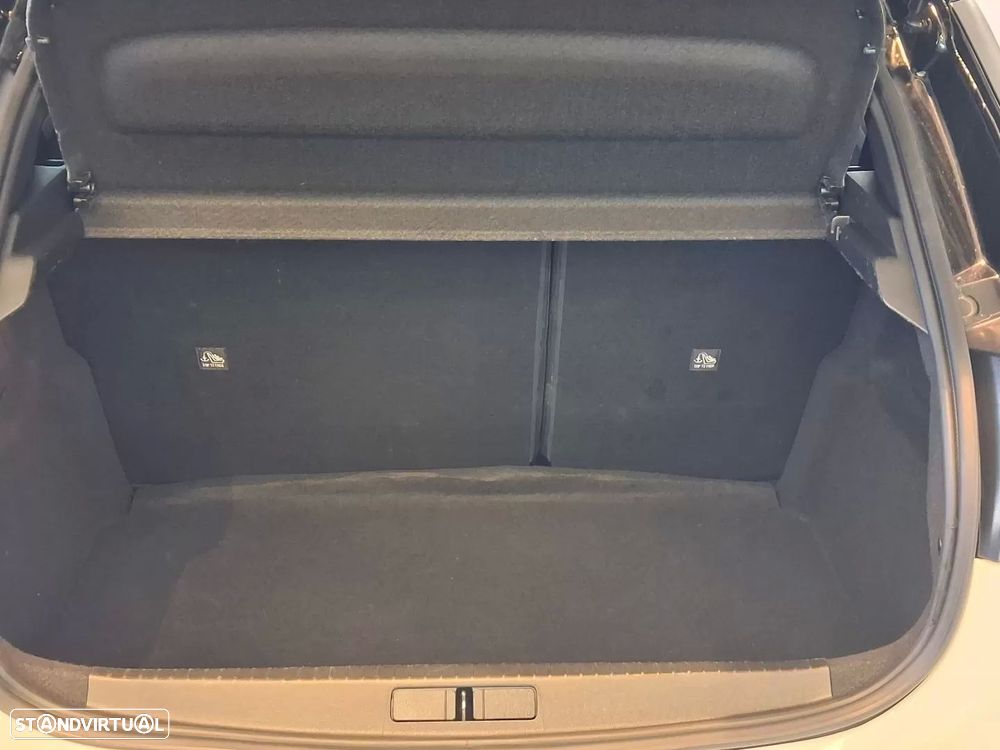 Opel Corsa 1.2 T Hybrid EdCT - 33