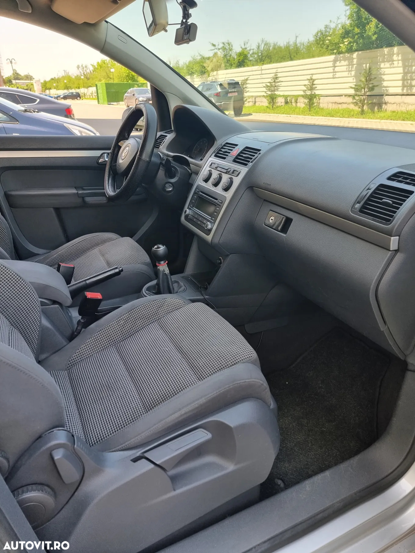 Volkswagen Touran 1.6FSI Highline - 5