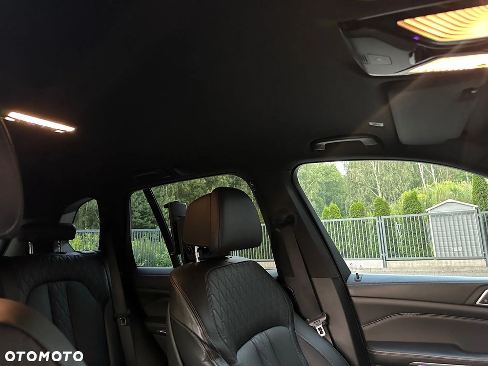 BMW X5 M M50d - 16