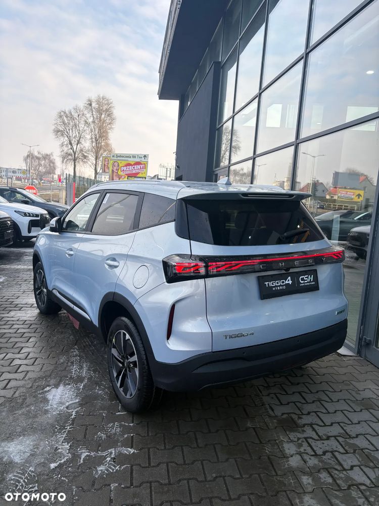 Chery Tiggo 4 1.5 T-GDI HEV Prestige DHT - 2